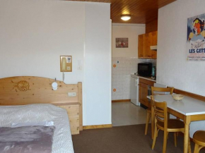 Studio cosy aux Gets - Centre-ville, proche commodités, Wifi, draps et serviettes inclus - FR-1-802-30 Les Gets